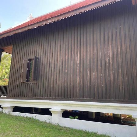 Nam Ou Riverside Resort Ban Vangle Ngoại thất bức ảnh