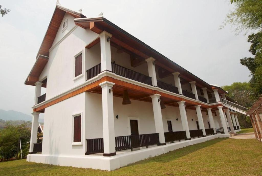 Nam Ou Riverside Resort Ban Vangle Ngoại thất bức ảnh