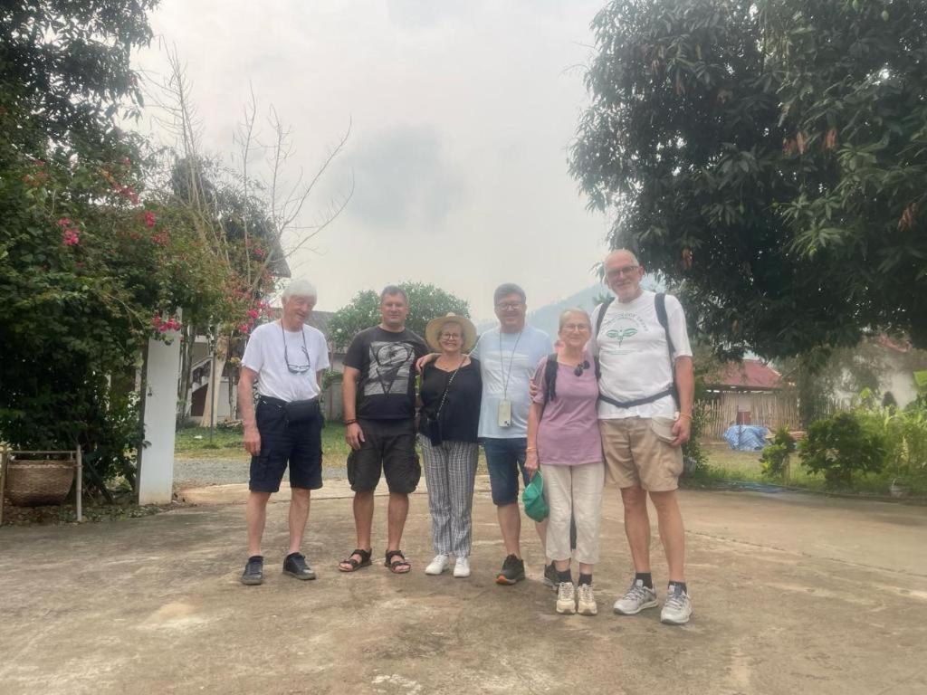 Nam Ou Riverside Resort Ban Vangle Ngoại thất bức ảnh